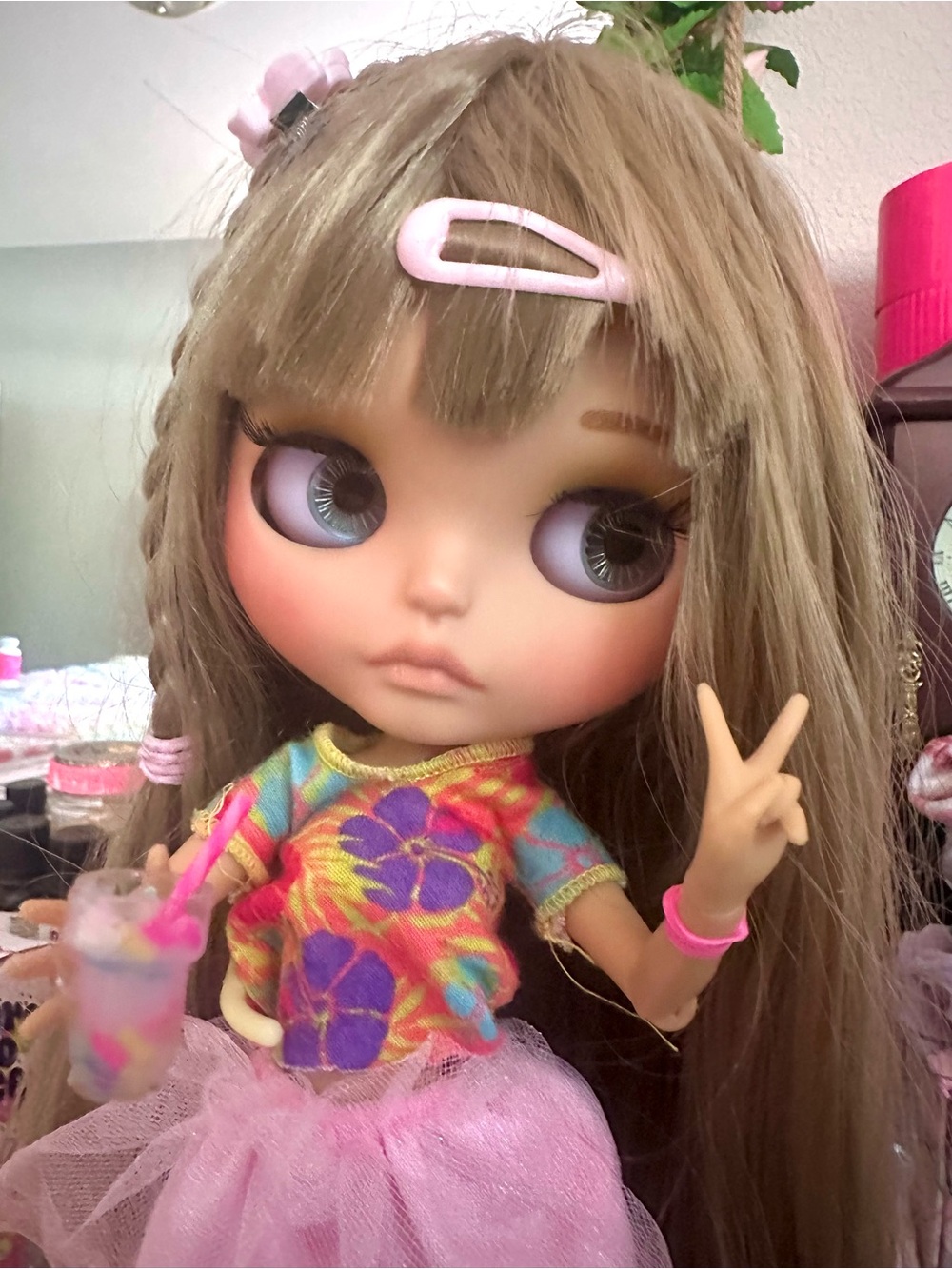 TBL Articulated Blythe Doll. Outfit, shoes, stand, & hand set included.